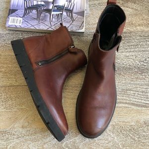 ecco bella bootie